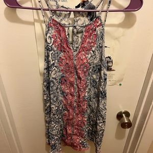 Small dress embroidered pink